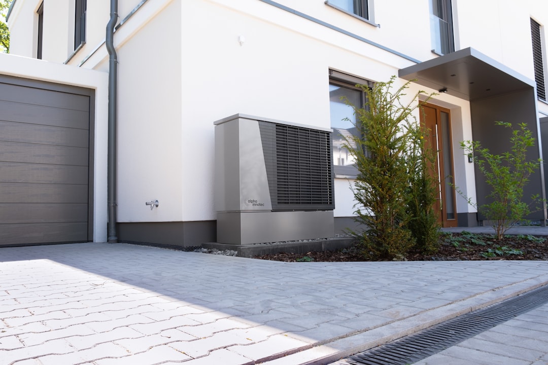 Heat Pumps vs Gas Boilers: Which Is Cheaper in 2024?