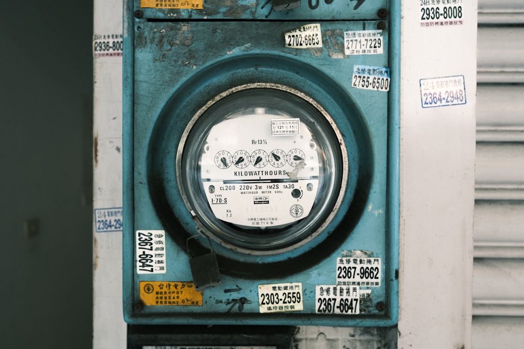 Prepayment Meter vs Direct Debit: Which Saves More Money?