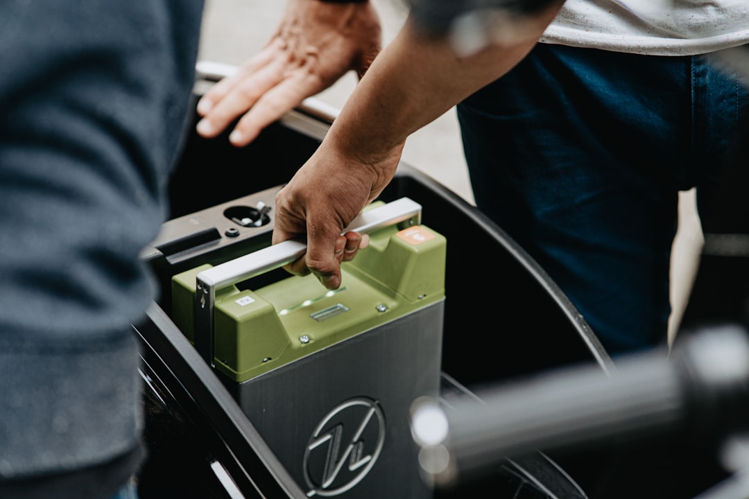 Best Battery Storage Systems for UK Homes 2024
